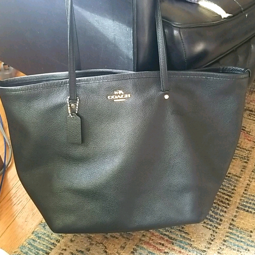 Coach shoulder bag